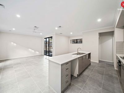 36 Fog Street, Austral