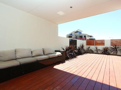 Unit 13 / 9 Oconnor Close, North Coogee