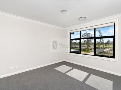 99 Thompson Road, Oran Park