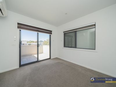 10 Egret Walk, Rowville
