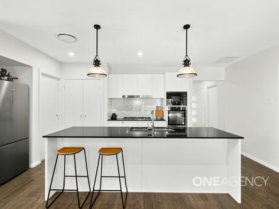 14 The Esplanade, Oak Flats