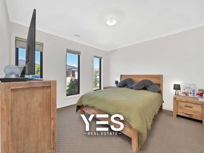 13 Great Banjo Street, Clyde North