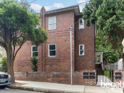 1 / 8 Rose Street, Ashfield