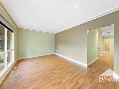 16 Odonnell Drive, Caroline Springs
