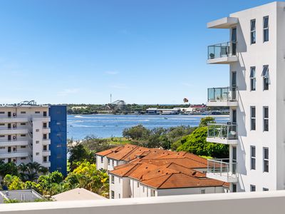 36 / 171 Scarborough St, Southport