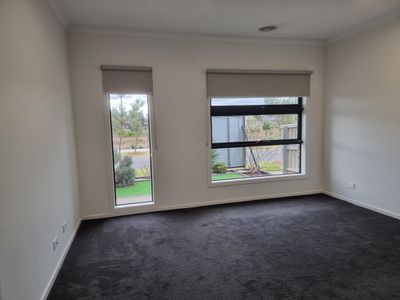 34 Biscotti Crescent, Manor Lakes