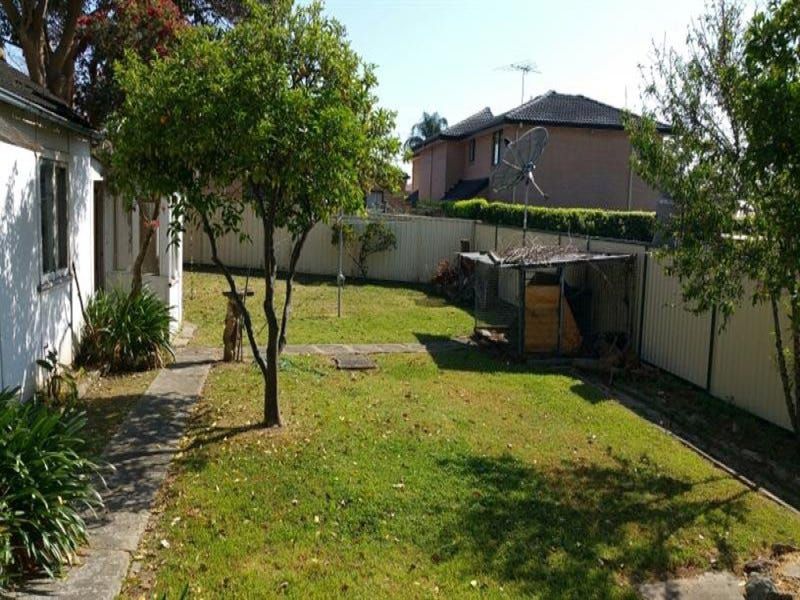 218 Hamilton Road, Fairfield West