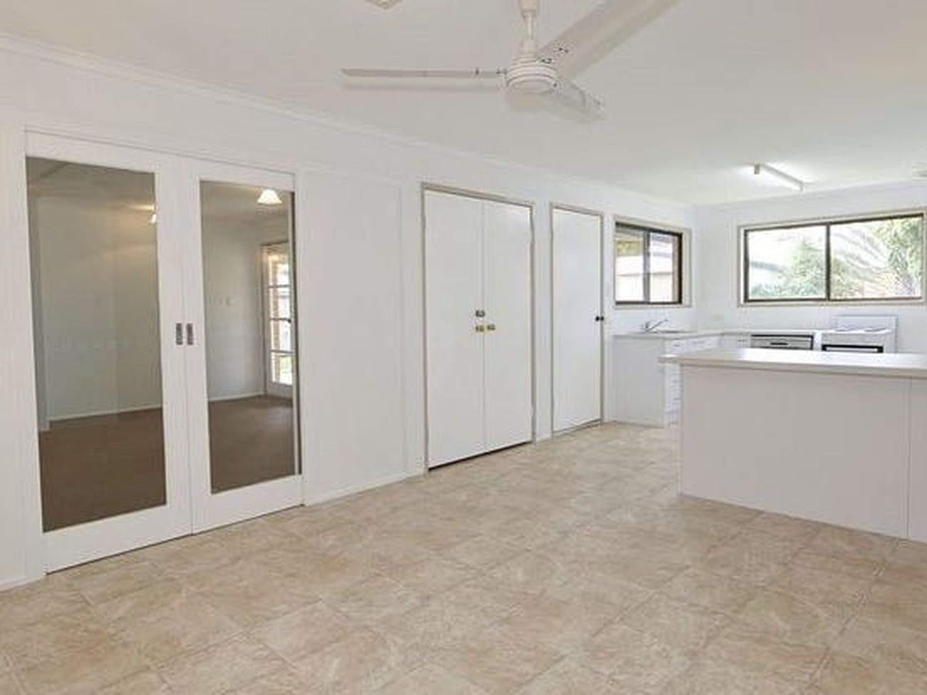 14 Emperor Street, Woodgate