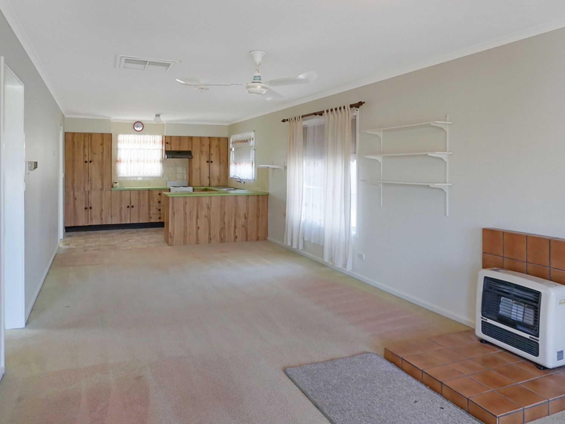 108 Mid Western Highway, West Wyalong