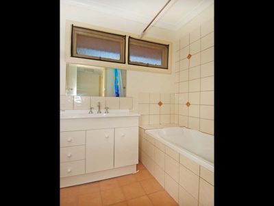 4 Blackall Place, Kalgoorlie