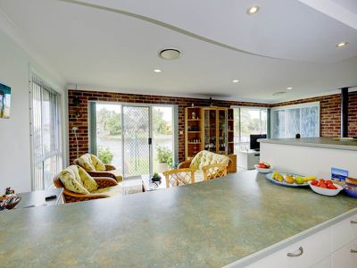 1 Victor Parade, Forster