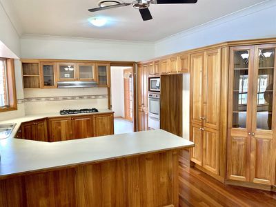 33 Cedar Drive, Llanarth