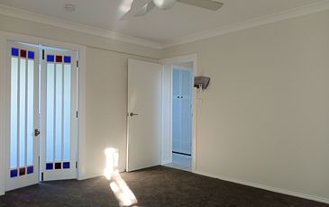 25 Teragalin Drive, Chain Valley Bay