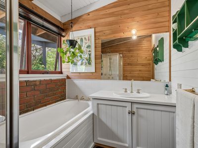 62 Taylors Road, Mount Macedon