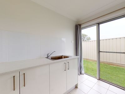 2 Abelia Court, Dubbo