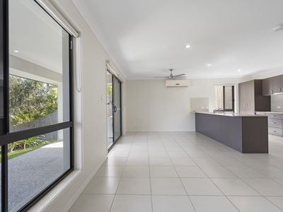 10B Kaplan Street, Oxenford