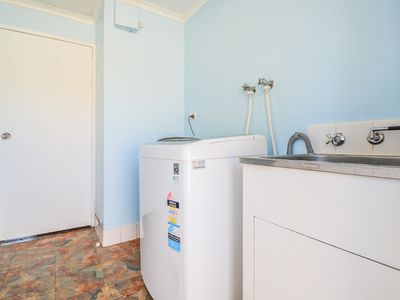 7 Delamere Place, South Hedland