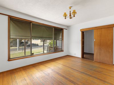 3 Sinclair Cres, Seymour