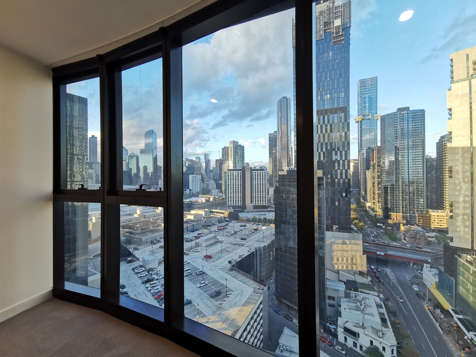 2010 / 105 Clarendon Street, Southbank