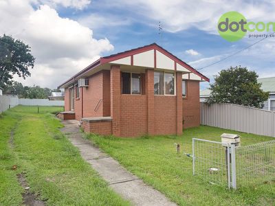 82 Minmi Road, Wallsend