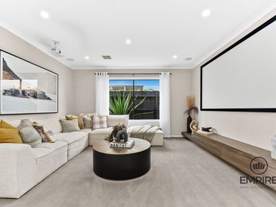 30 Waterman Drive, Clyde