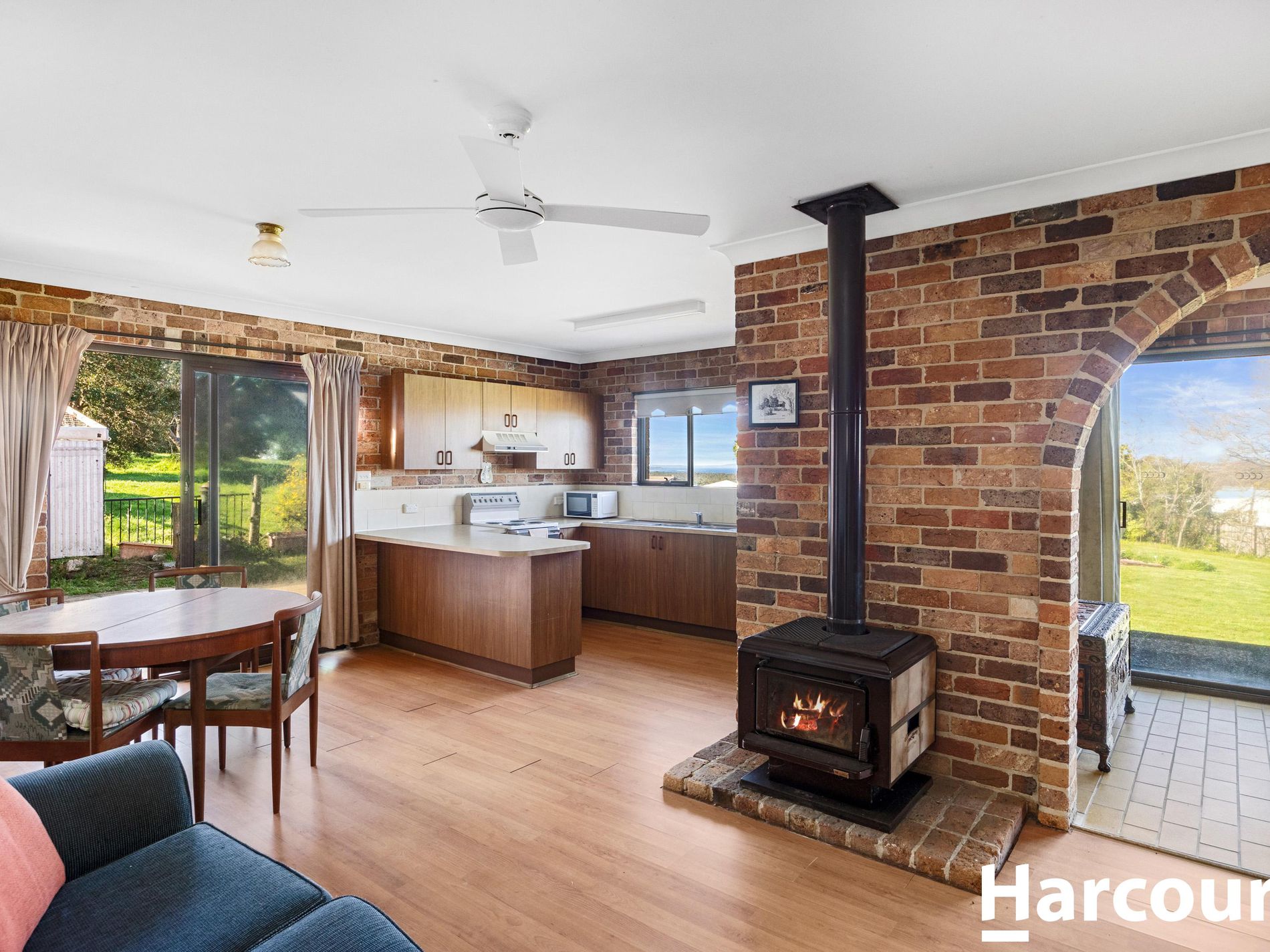 156 Princes Highway, Milton