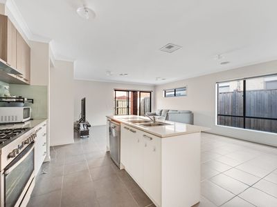 30 Maven Way, Tarneit