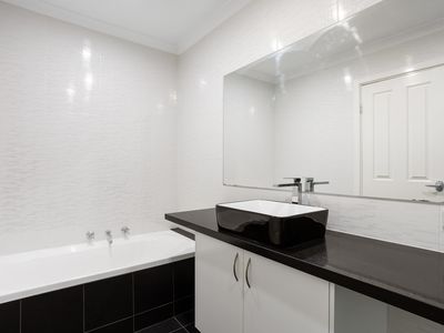 30 Edgar Way, Mount Pleasant