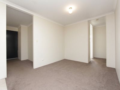 12 Sellar Elbow, Quinns Rocks