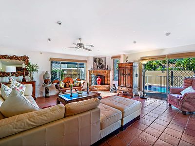 42 Beauty Point Drive, Robina