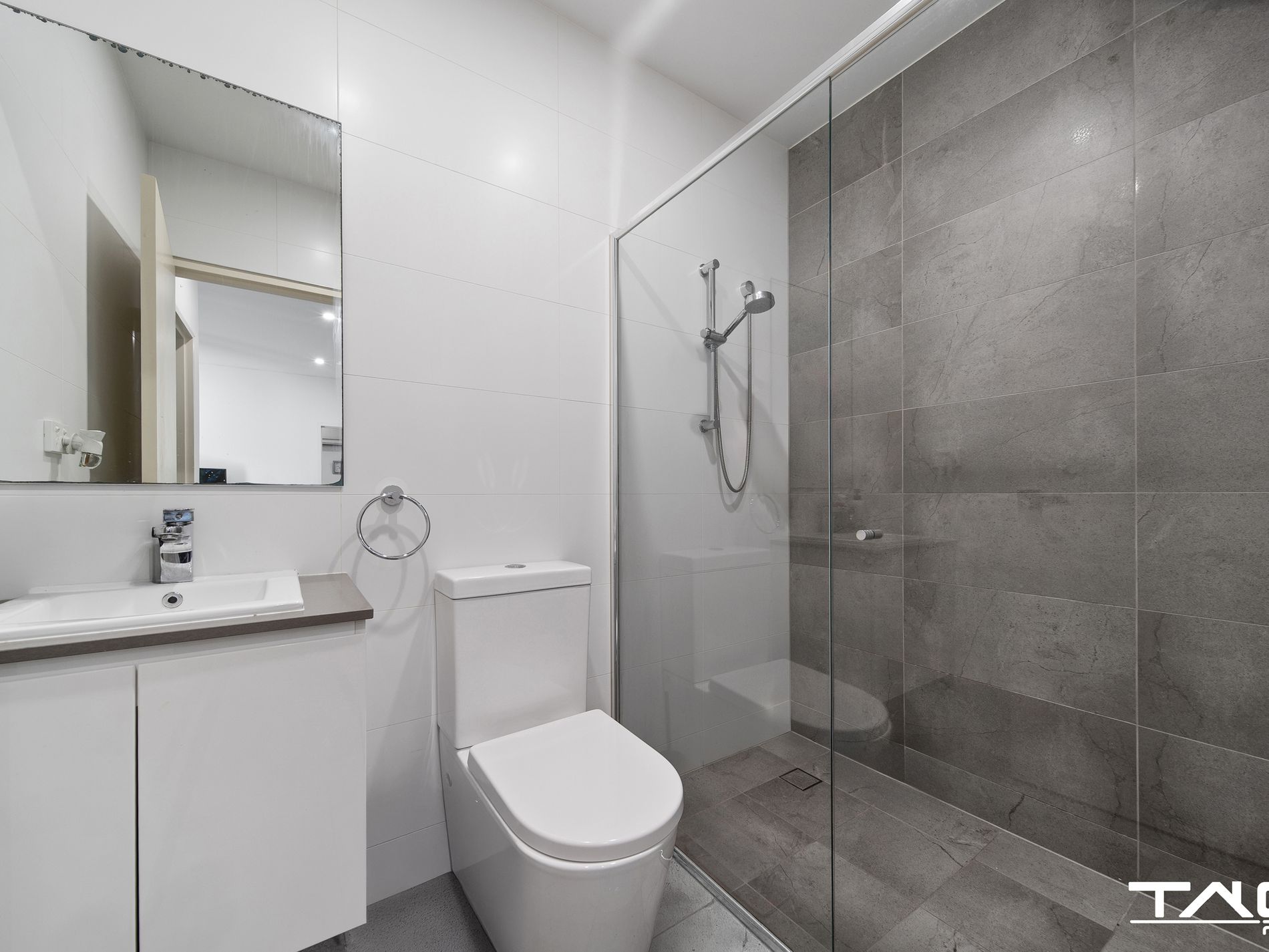 11 / 2 Patricia Street, Mays Hill