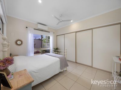 10 Carisbrooke Court, Annandale