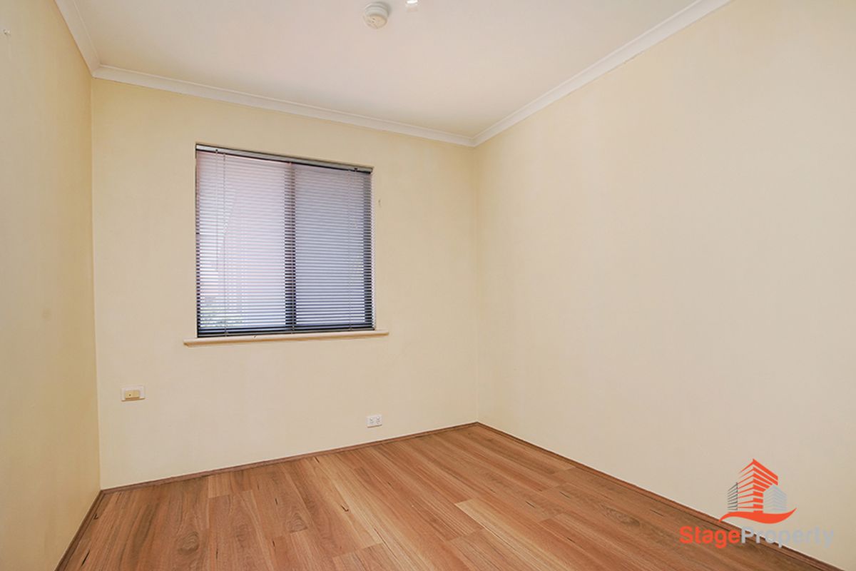 12 / 33 Farina Drive, Yokine