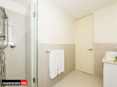 5 / 33 Windsor Street, Perth