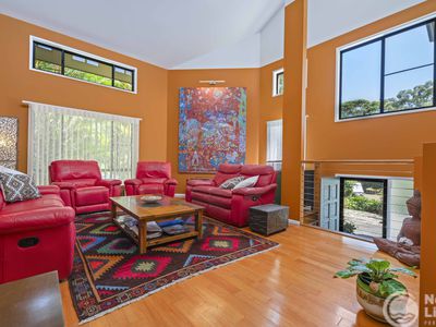 18 Flinders Way, Ocean Shores