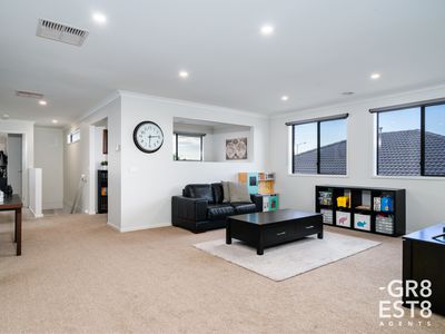 6 Tallon Way, Cranbourne West