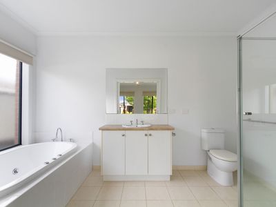 14 Thornley Court, Sale