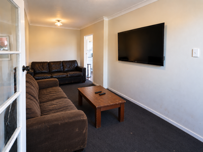 A / 17 Buccleugh Street, North East Valley