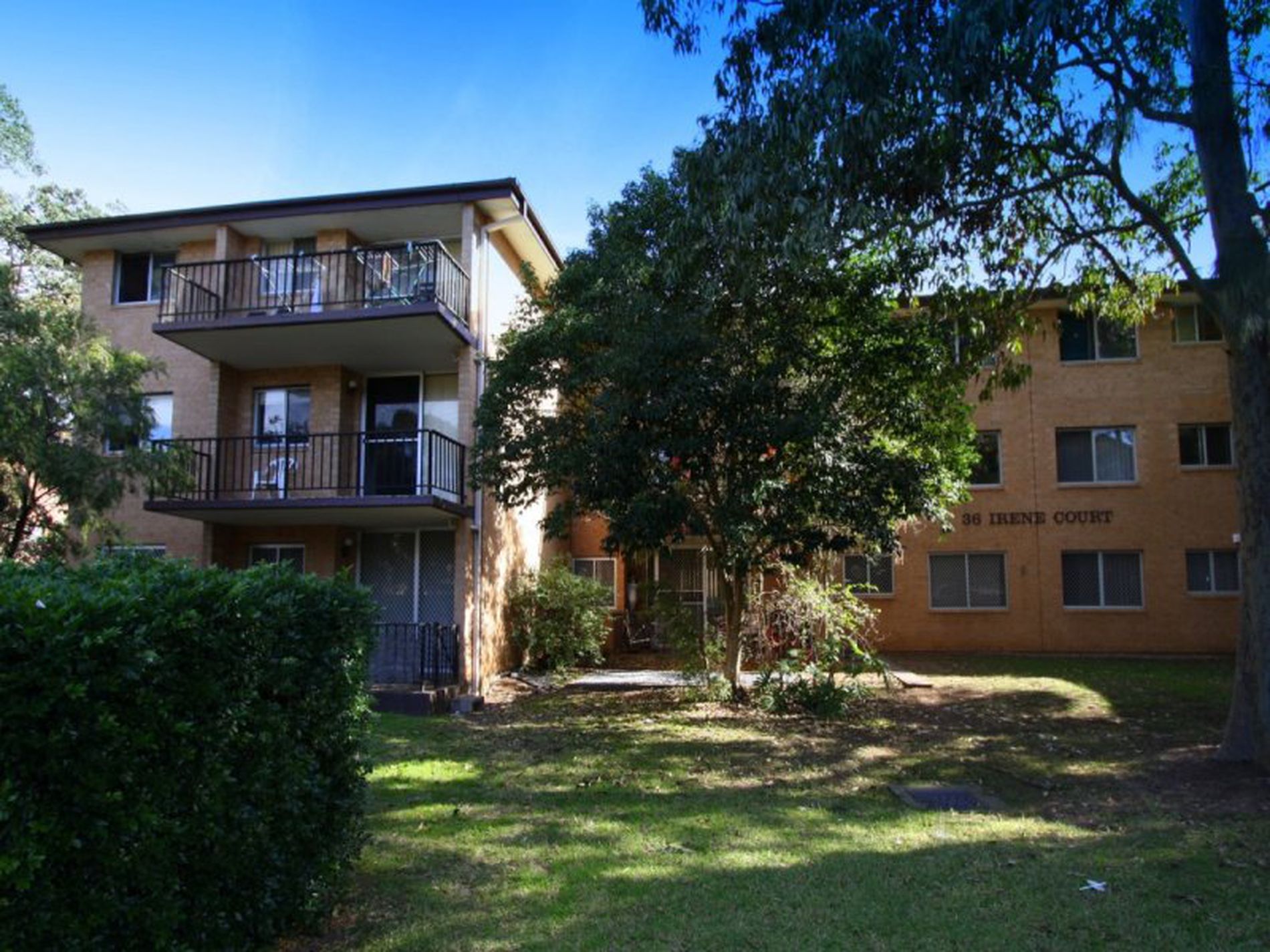 2 / 36 Sir Joseph Banks Street, Bankstown