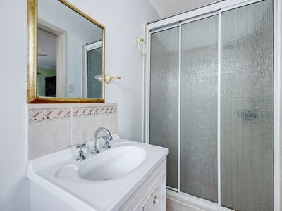 28 Gower Street, Kelso