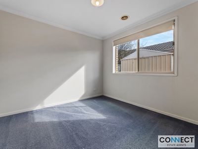 9 Reynard Place, Cranbourne East
