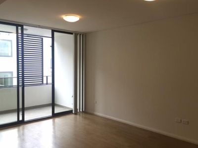 D207 / 1-9 Allengrove Crescent, North Ryde