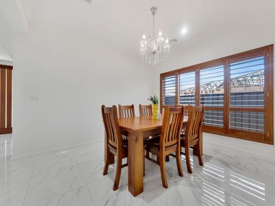 32 Clifton Circuit, Tarneit