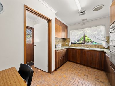 6 / 16 Brenbeal Street, Balwyn