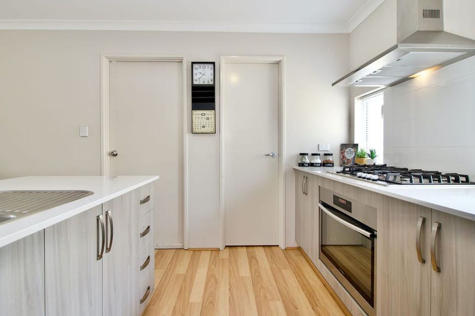 2 Tide Way , Singleton