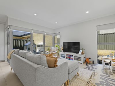 19 Nirvana Way, Willetton