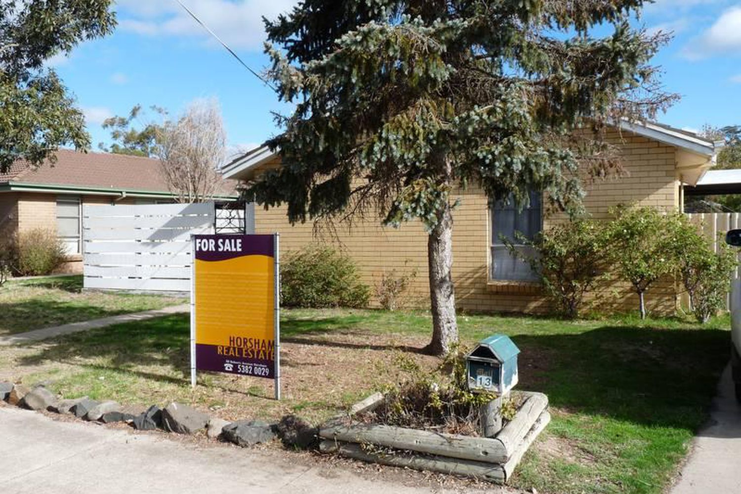 13 Forsyth Avenue, Horsham