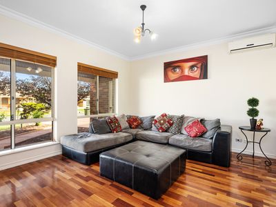 3 Fairlie Way, Broadwood