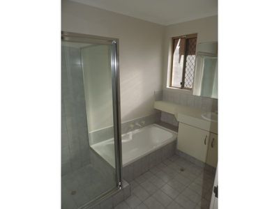 B / 8 Flora Gardens, Alexander Heights