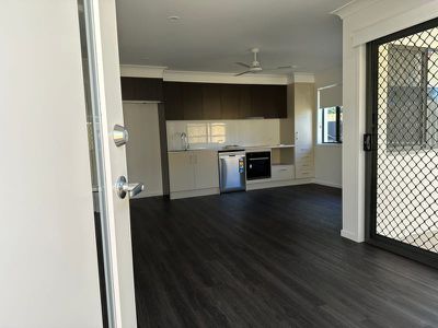 2 / 2 Ryan Road, Redbank Plains